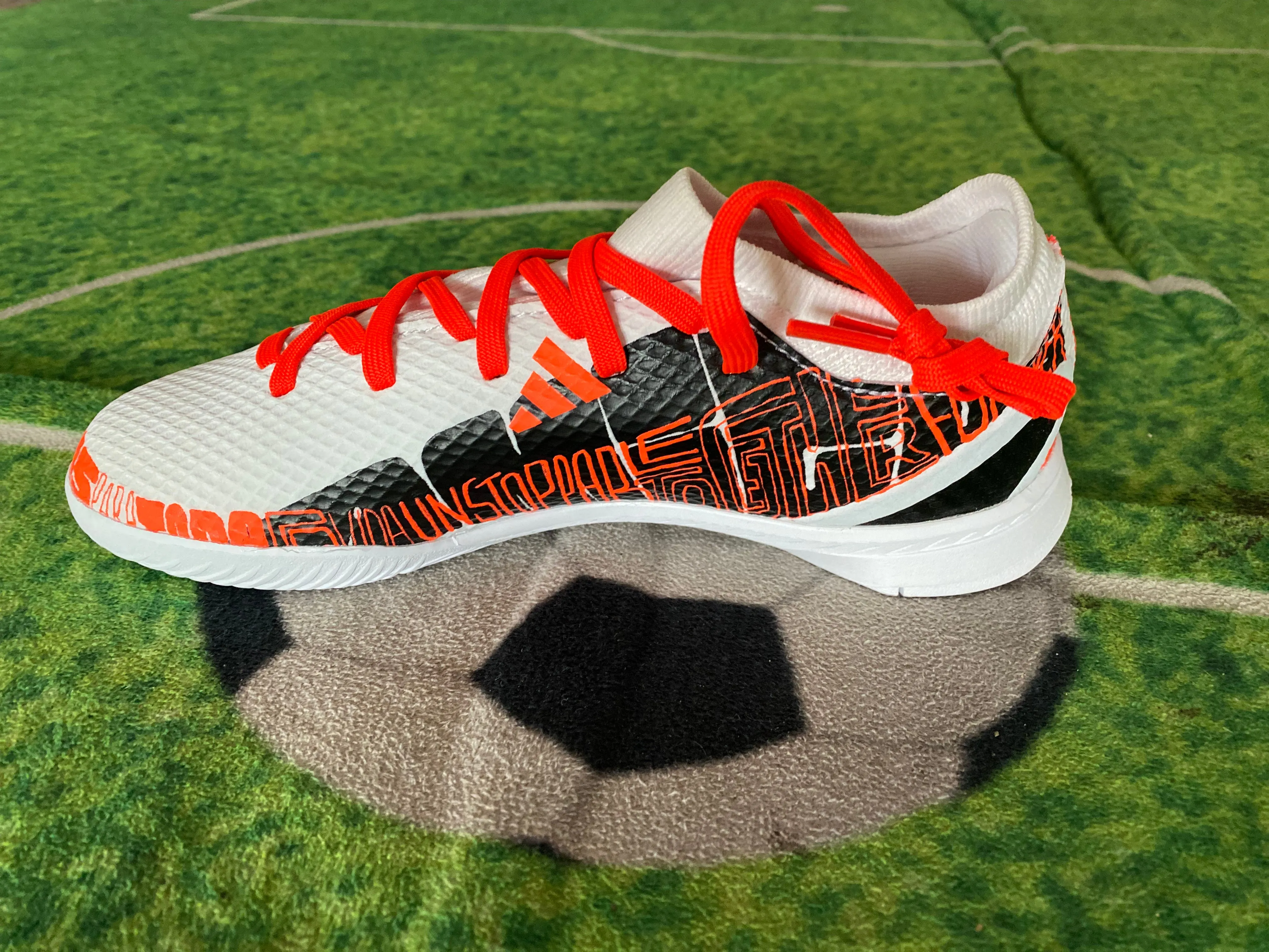 Adidas XSPEEDPORTAL Junior Indoor Soccer Cleats