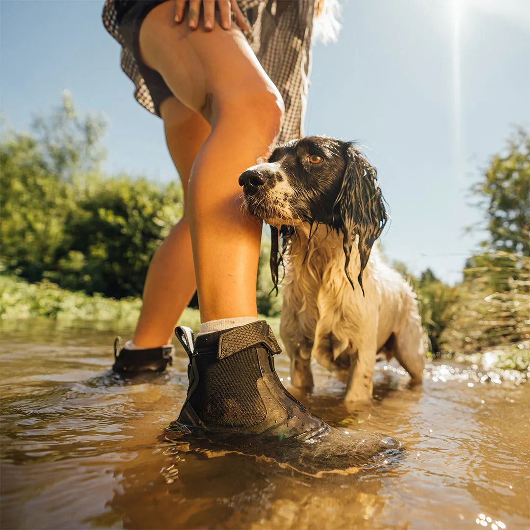 Apex Ladies Zip Short Boots Black by Muckboot