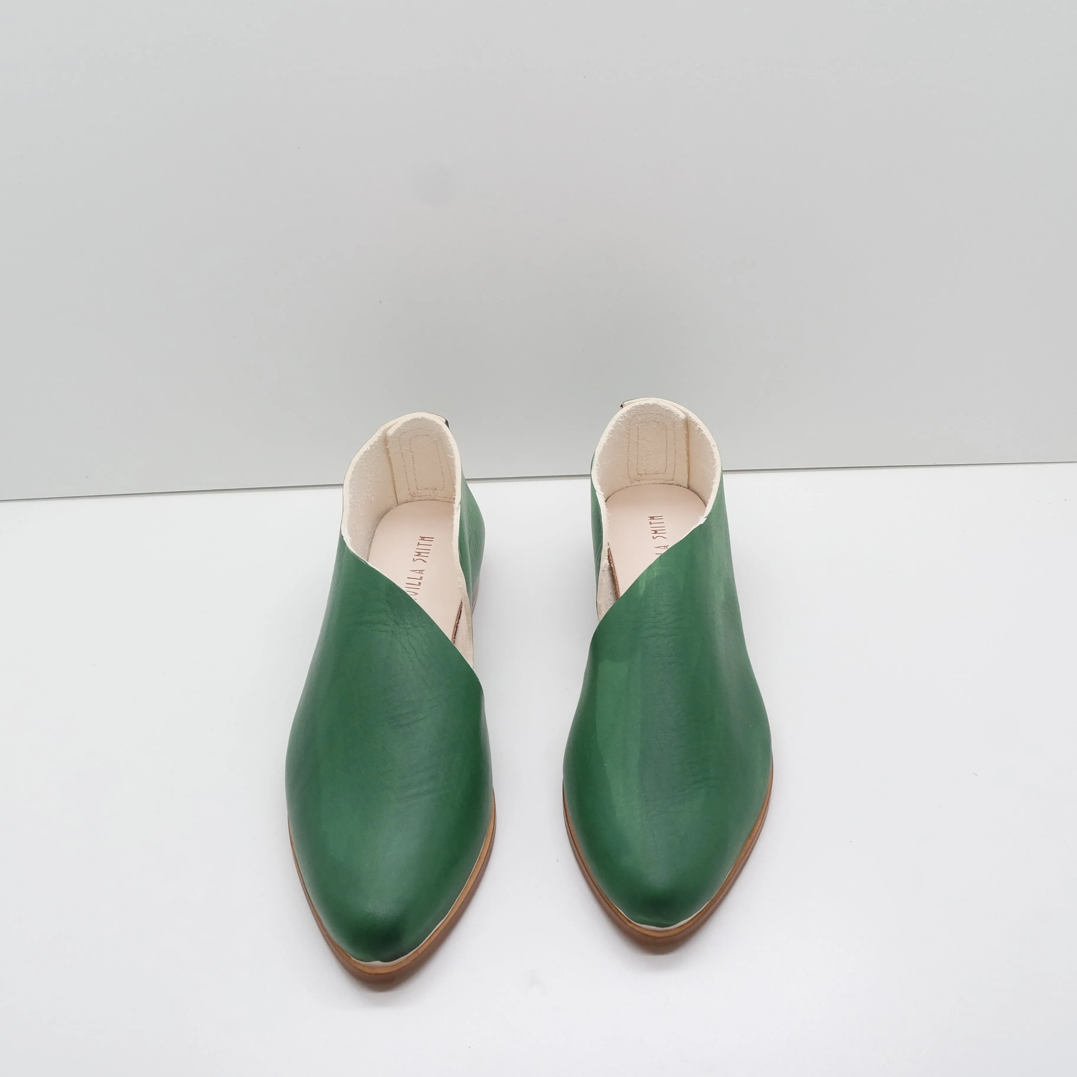 BBF24 SALE. SIZE 37. THE KIM. TT BUKO LEAF. 2CM