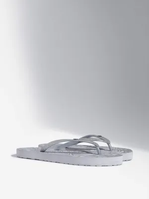 LUNA BLU Silver Leaf Patterned Flip-Flop