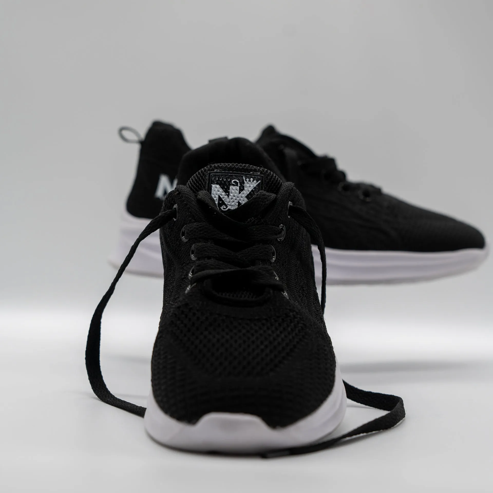 NK Fashion Runner Sneakers