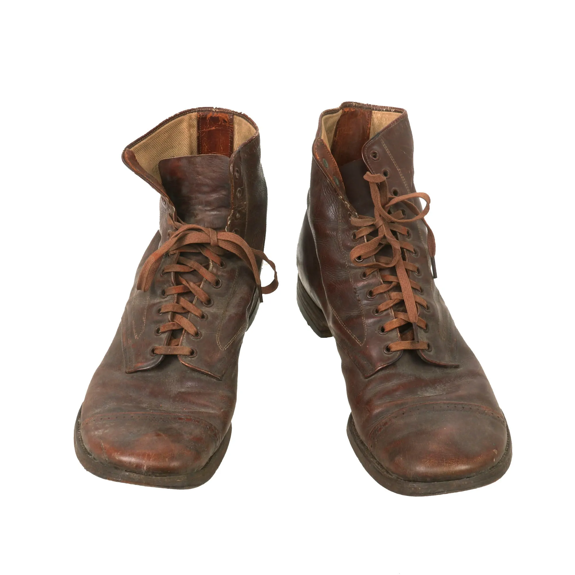 Original U.S. WWI Pair of M1902 Russet Garrison Marching Shoes - Size 8½