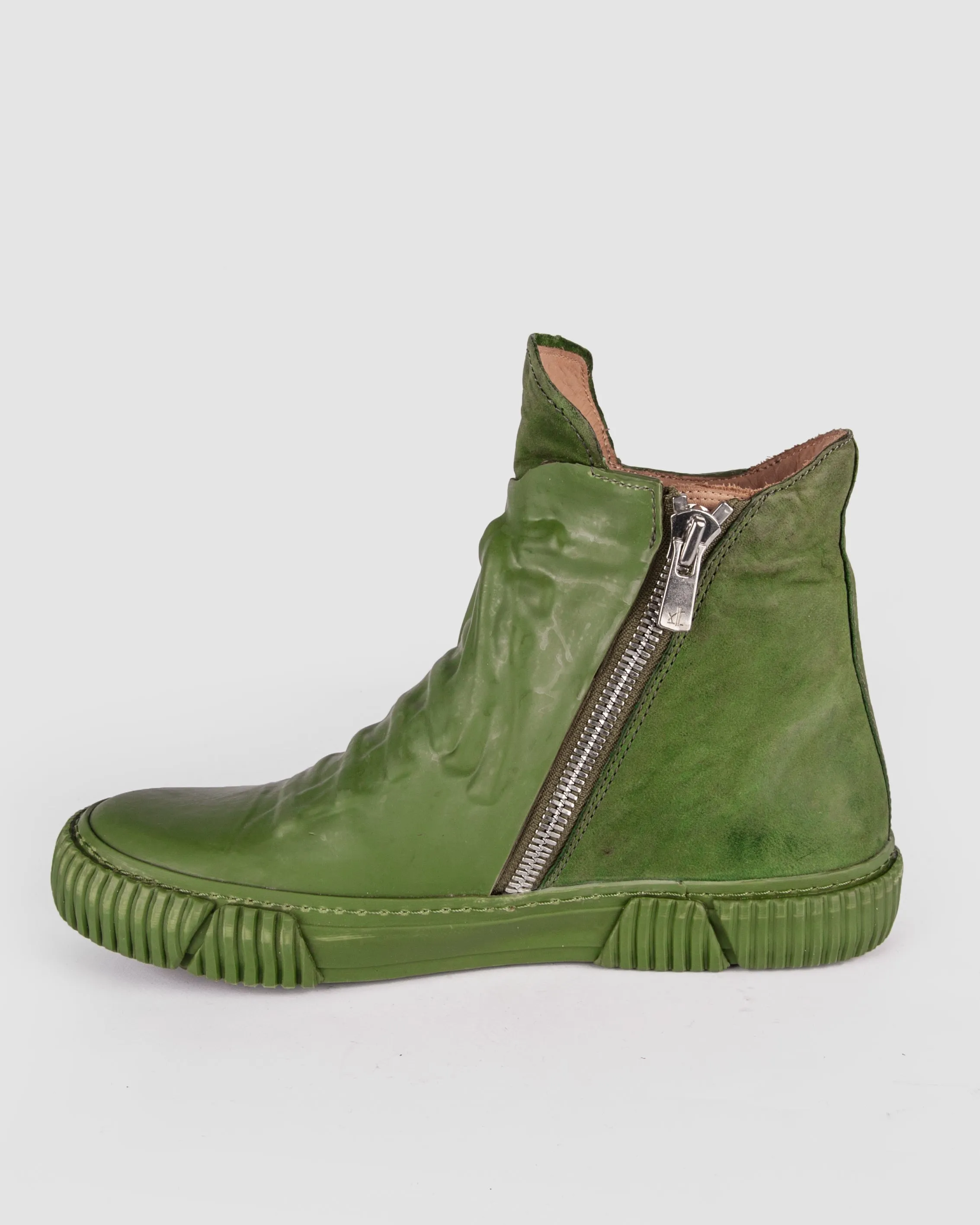 Rubber covered High-top green